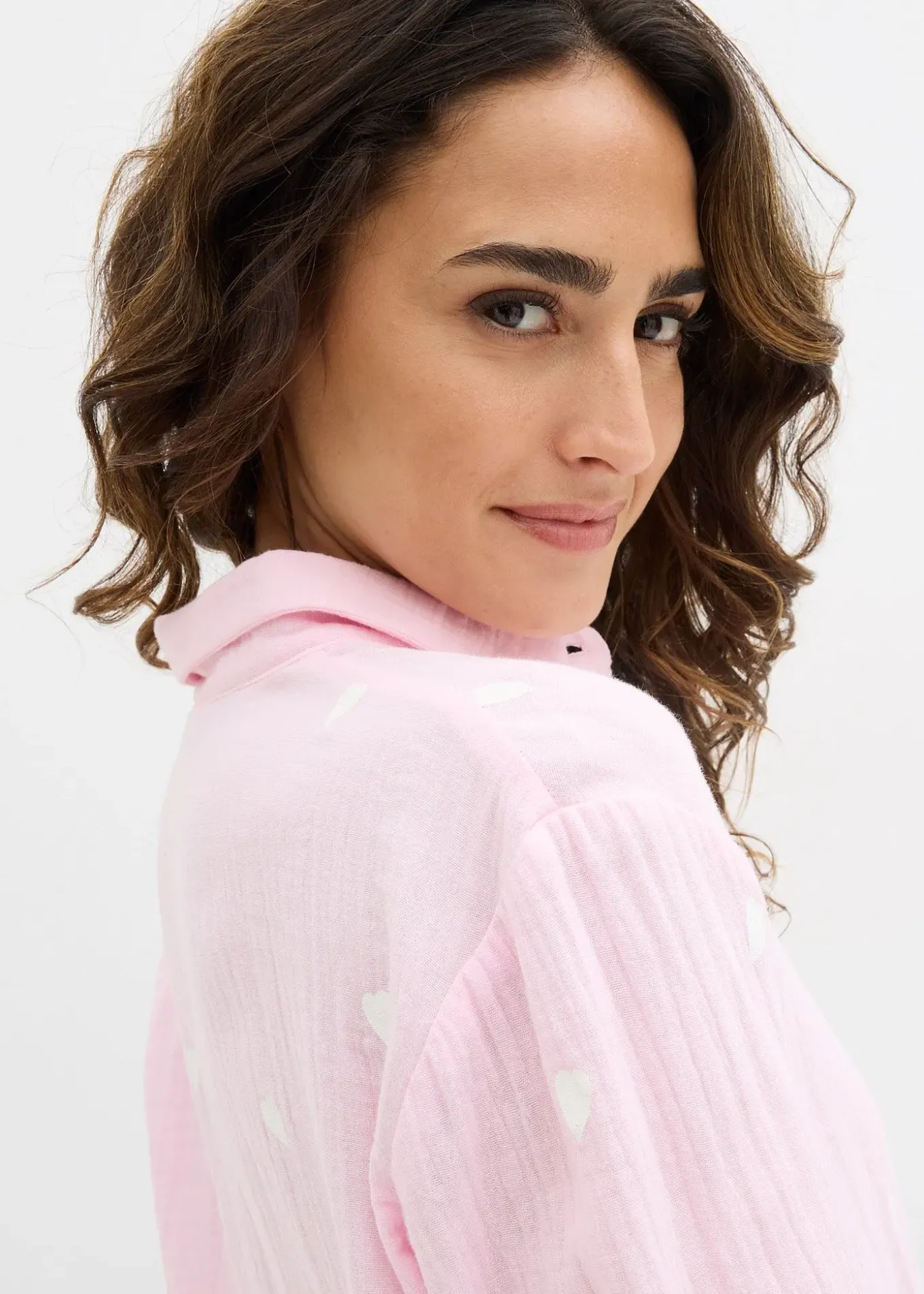 Chemisier en gaze de coton à motif cœurs