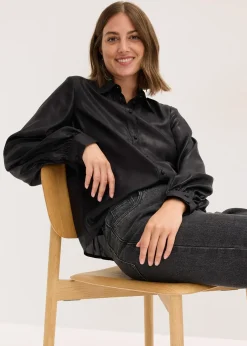 Chemisier en satin brillant