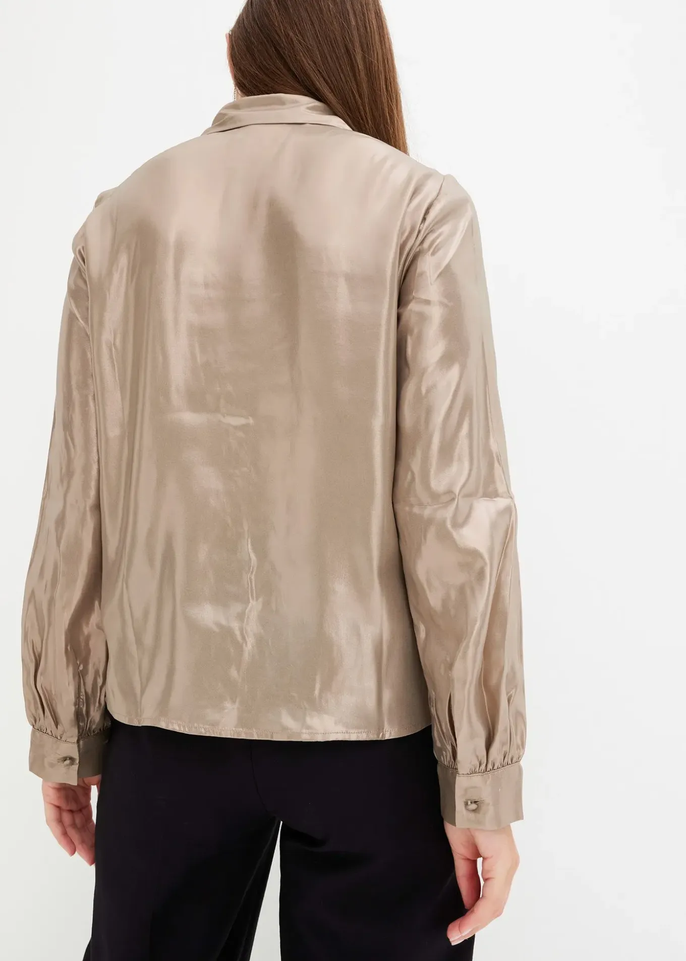 Chemisier en satin brillant