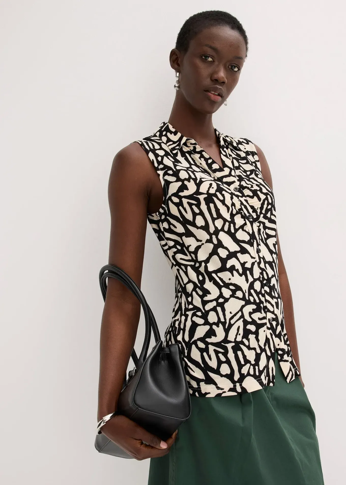 Chemisier froncé sans manches, col polo