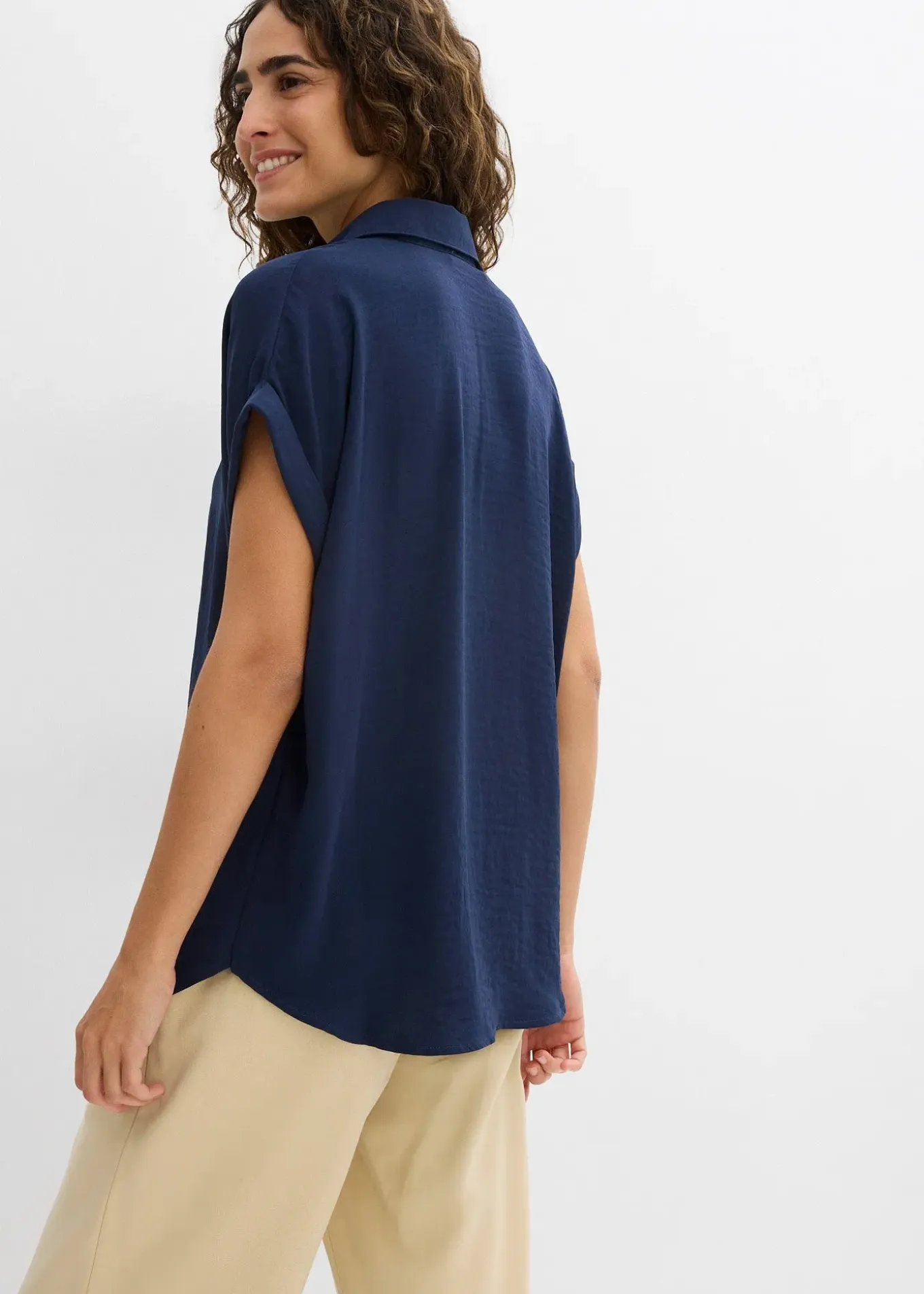 Chemisier manches courtes avec polyester recyclé