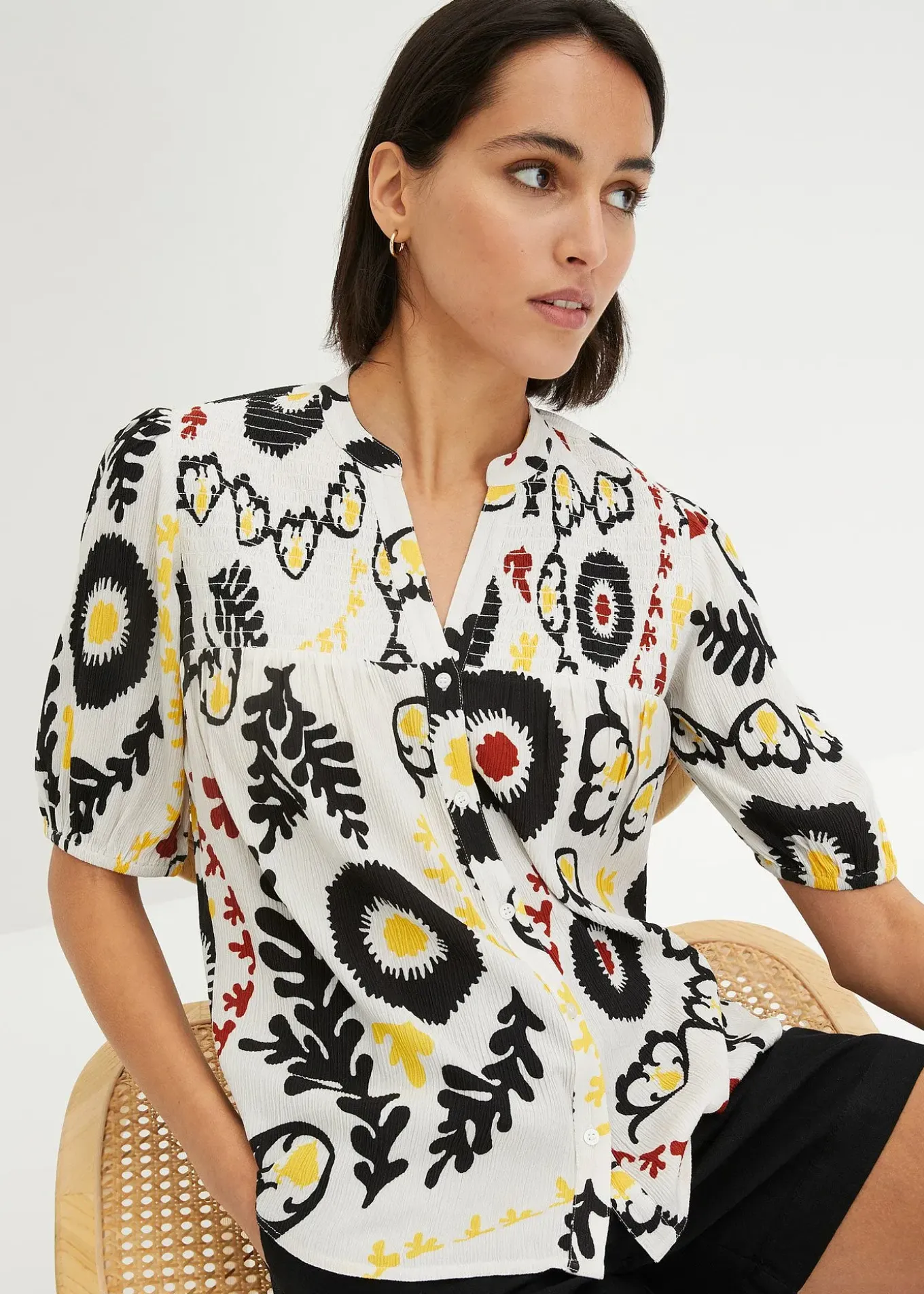 Chemisier manches courtes à détail smocké en viscose fluide