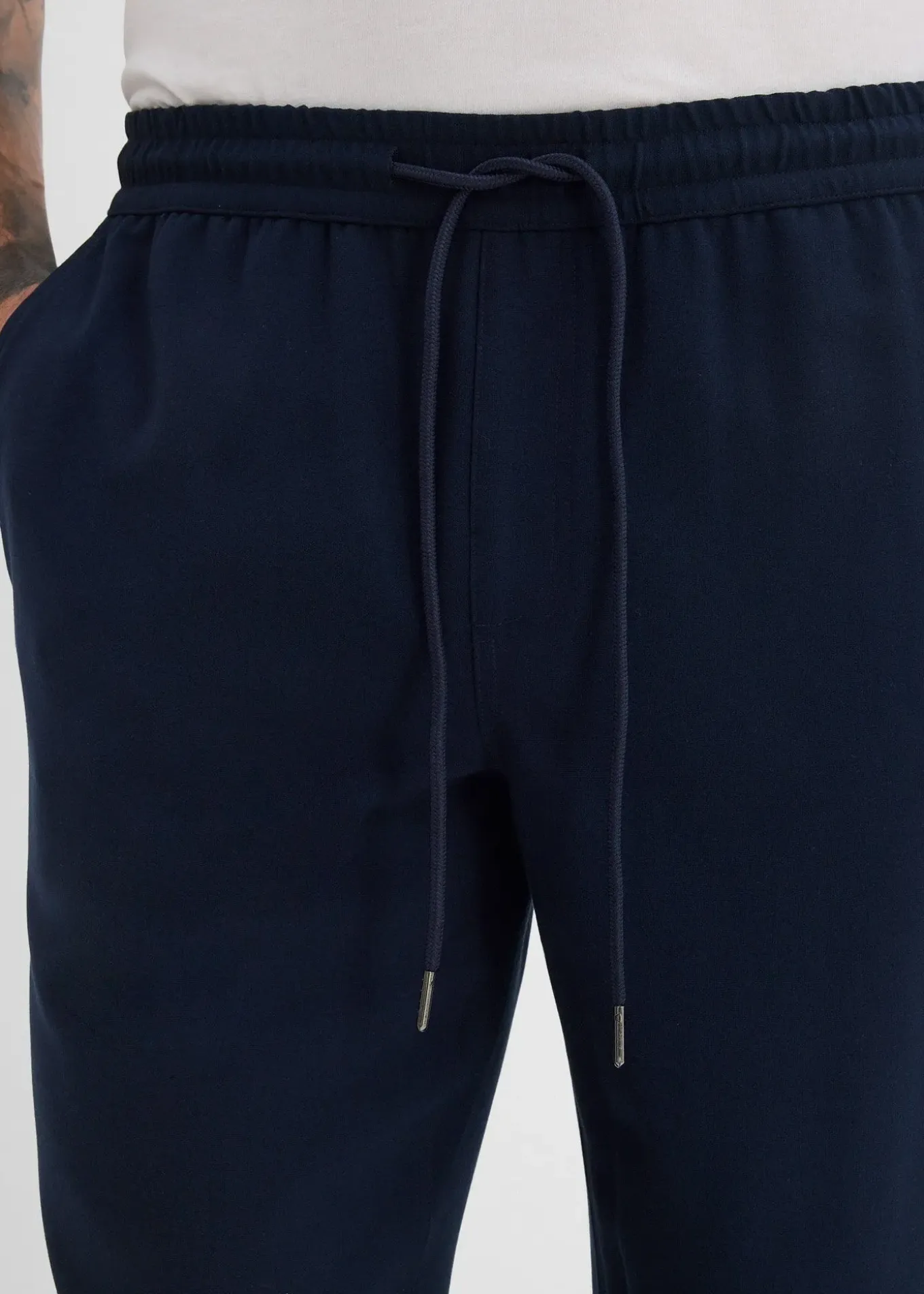Chino extensible à taille élastiquée, droit et ample
