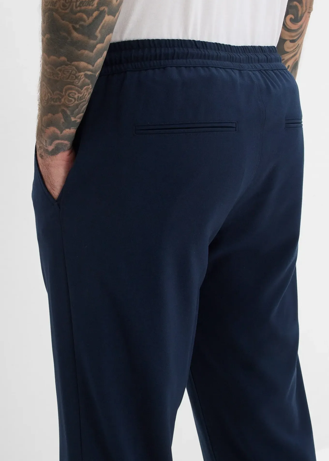 Chino extensible à taille élastiquée, droit et ample