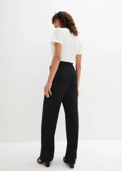 Combinaison avec boucle décorative