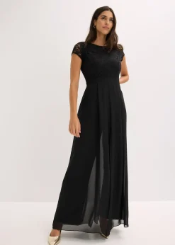 Combinaison avec dentelle et empiècement de mousseline