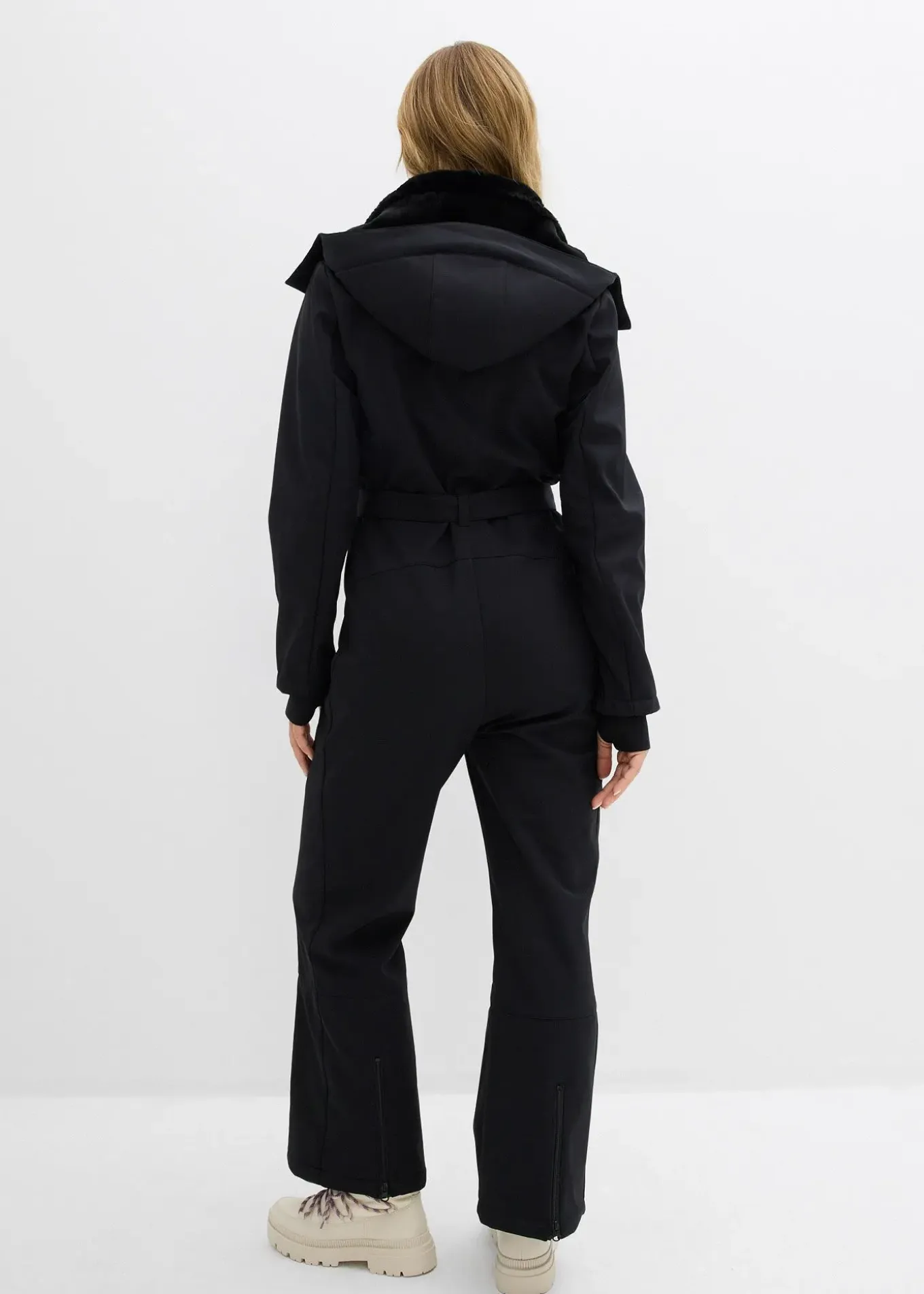 Combinaison de ski rembourrée en softshell déperlant