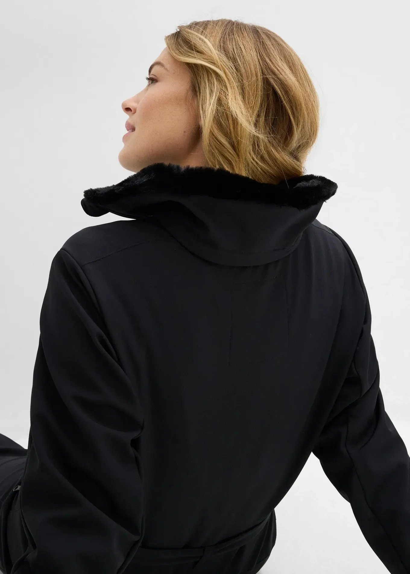 Combinaison de ski rembourrée en softshell déperlant