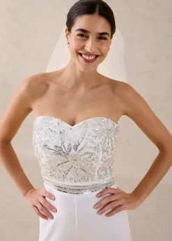 Combinaison en crêpe texturé avec perles brodées