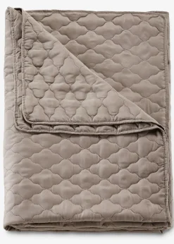 Couvre-lit matelassé