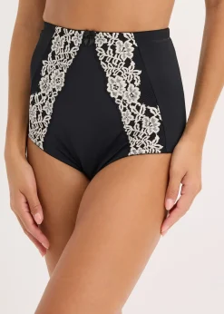 Culotte sculptante, maintien léger