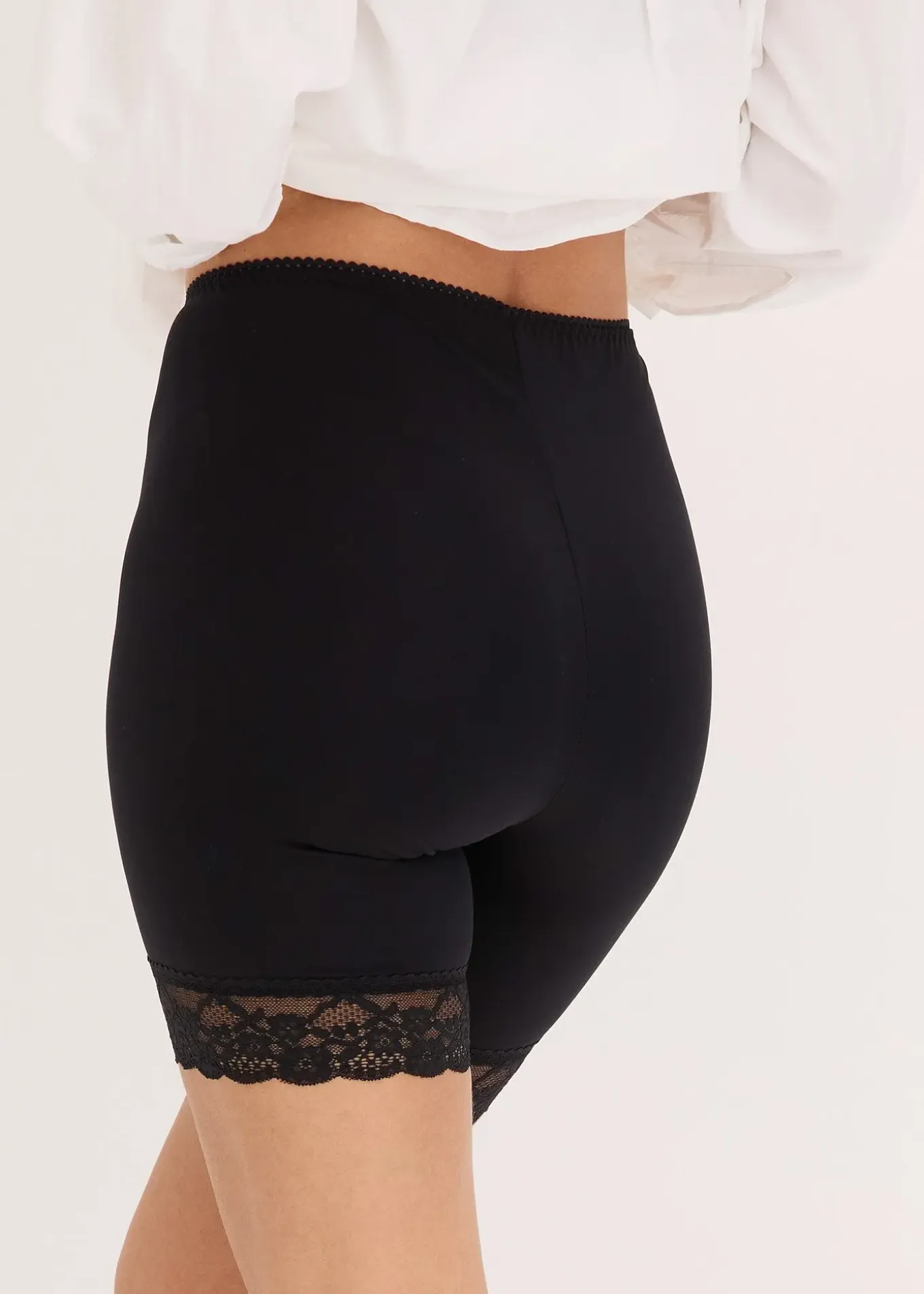 Cycliste anti-frottement en matière rafraîchissante