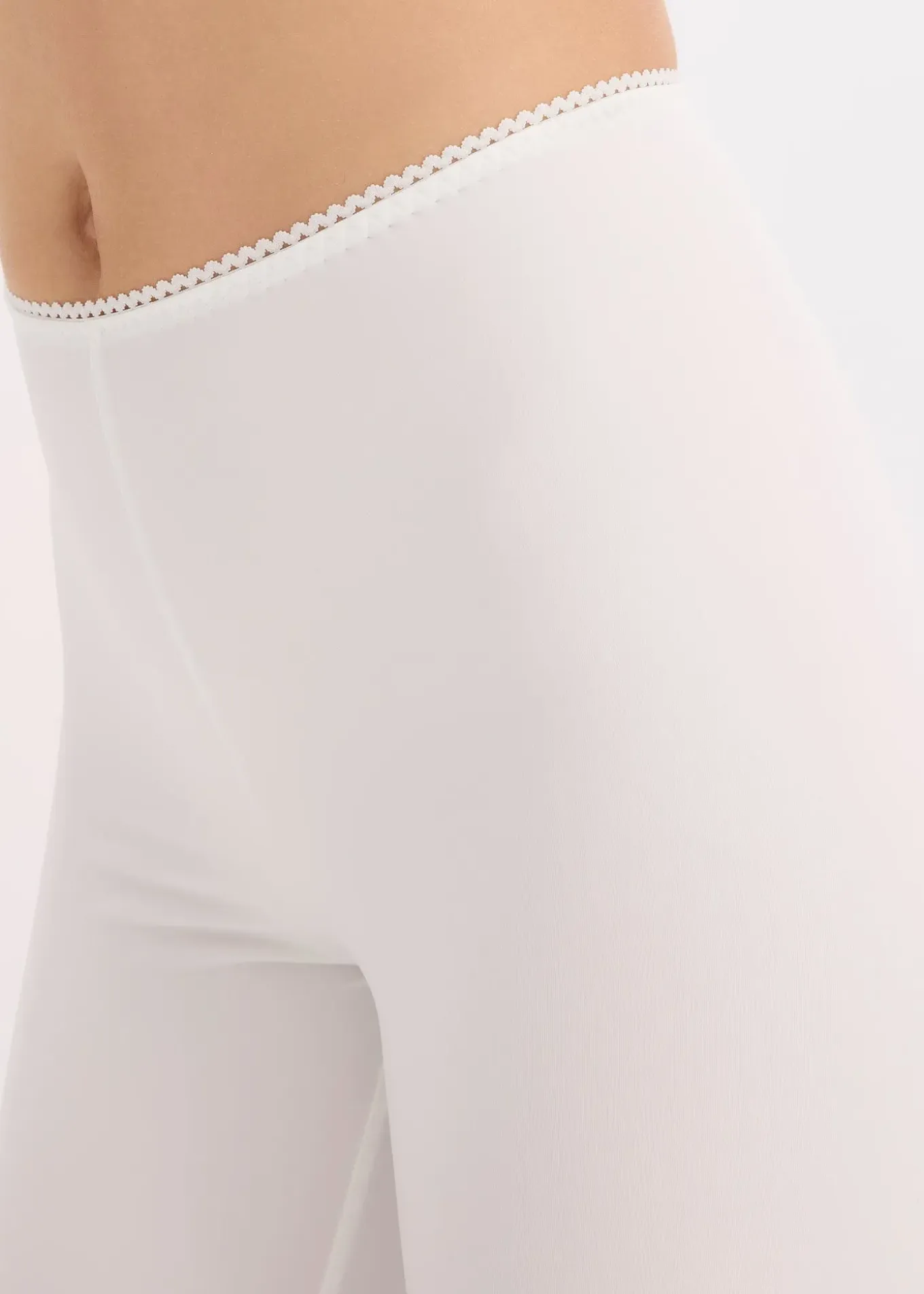 Cycliste anti-frottement en matière rafraîchissante