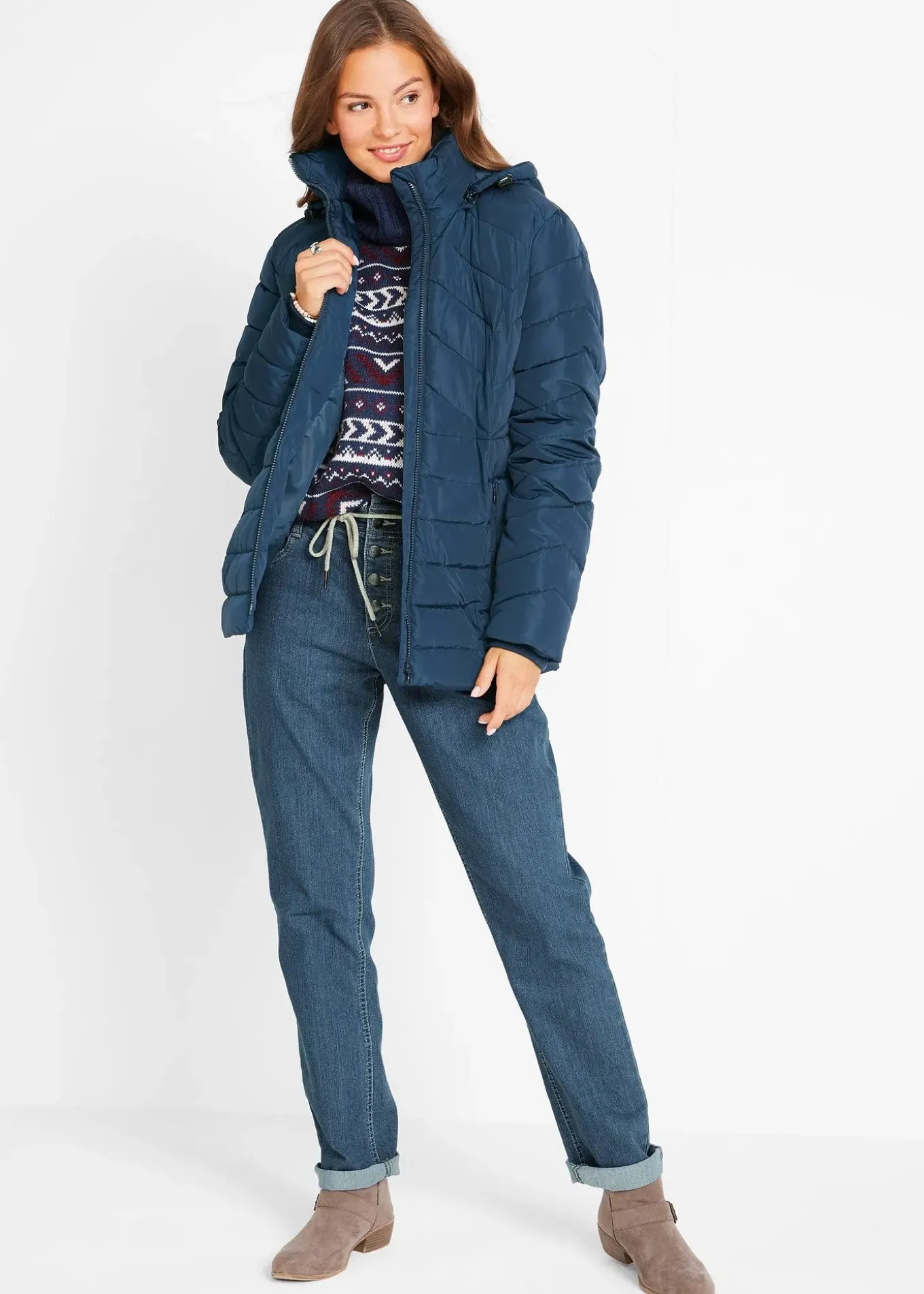 Doudoune légère avec capuche amovible