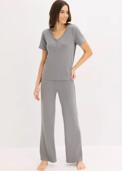 Ensemble d’intérieur en matière côtelée