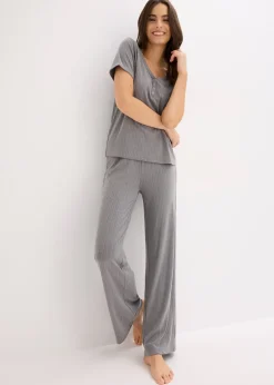 Ensemble d’intérieur en matière côtelée