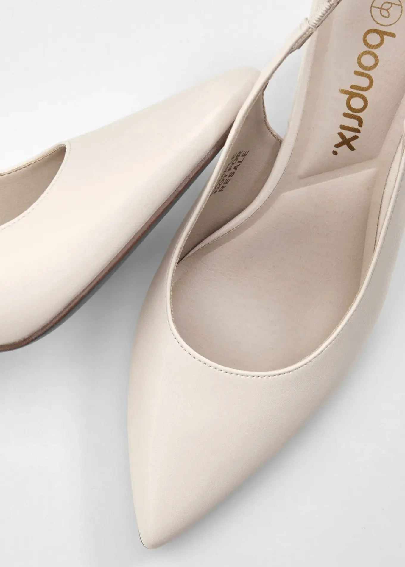 Escarpins slingback à petit talon fin