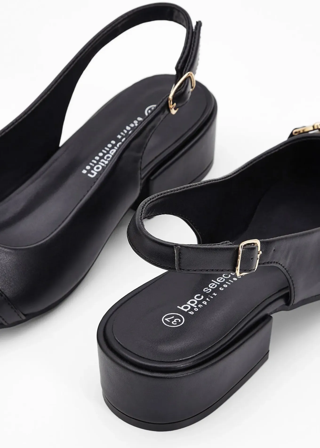 Escarpins slingback à talon plat