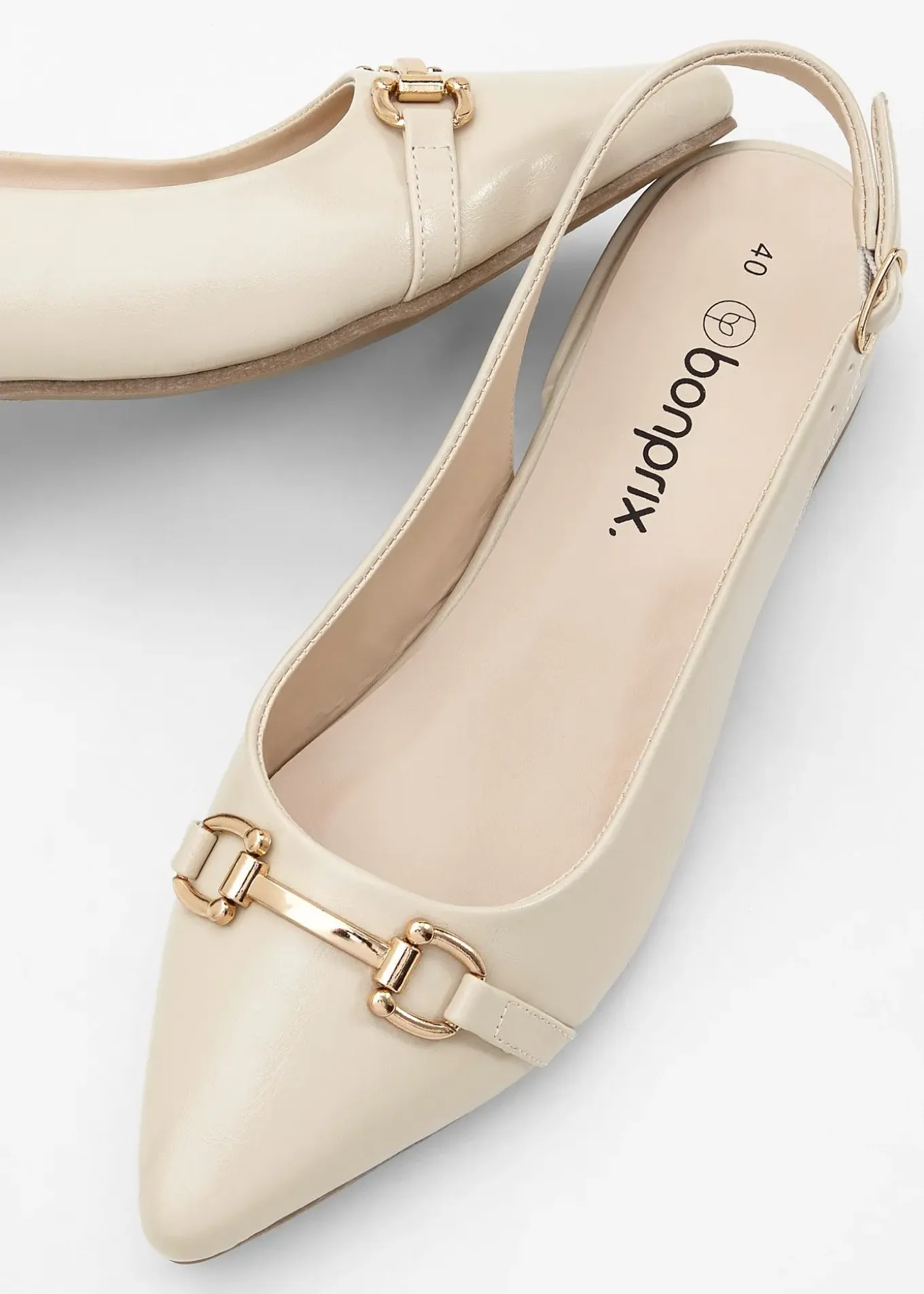 Escarpins slingback à talon plat