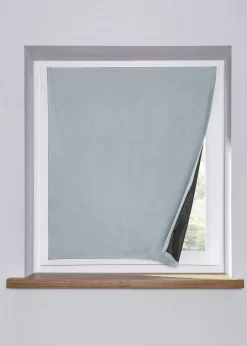 Film occultant pour fenêtre de toit avec bande auto-agrippante