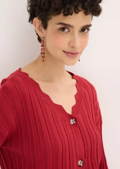 Gilet court en maille ajourée