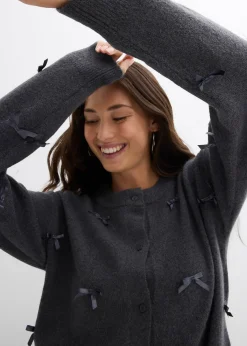 Gilet en fine maille avec petits nœuds