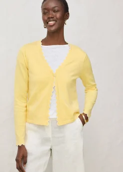 Gilet en fine maille contenant de la soie