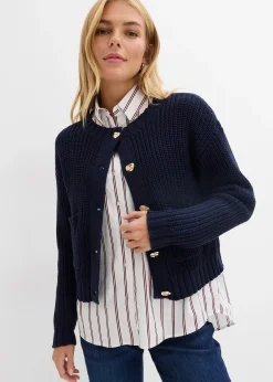 Gilet en grosse maille avec boutons martelés