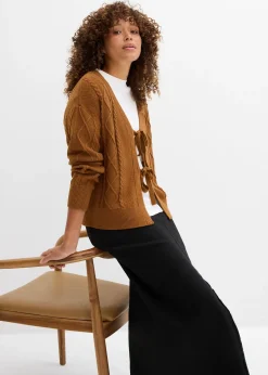 Gilet en maille à nouettes