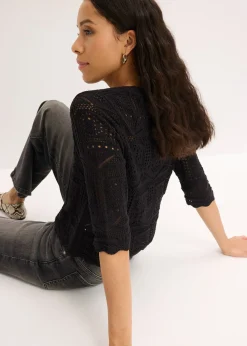 Gilet en maille ajourée à nouer