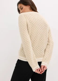 Gilet en maille poilue ajourée