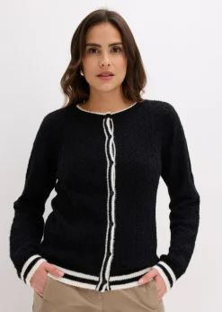 Gilet en maille poilue ajourée