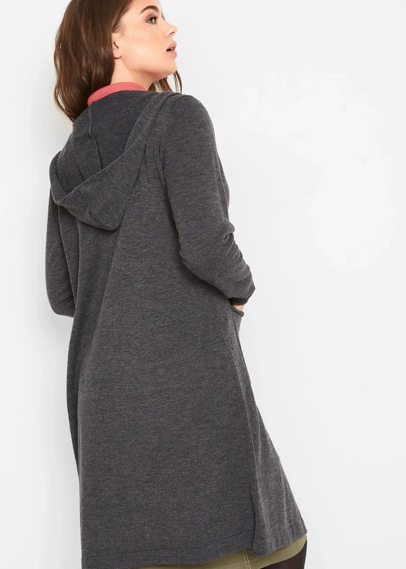 Gilet long en maille à capuche