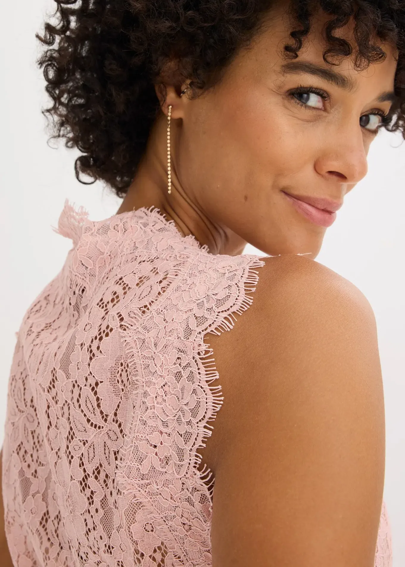 Gilet sans manches en dentelle