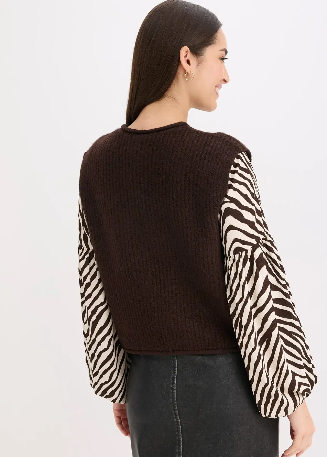 Gilet sans manches en maille à boutons décoratifs