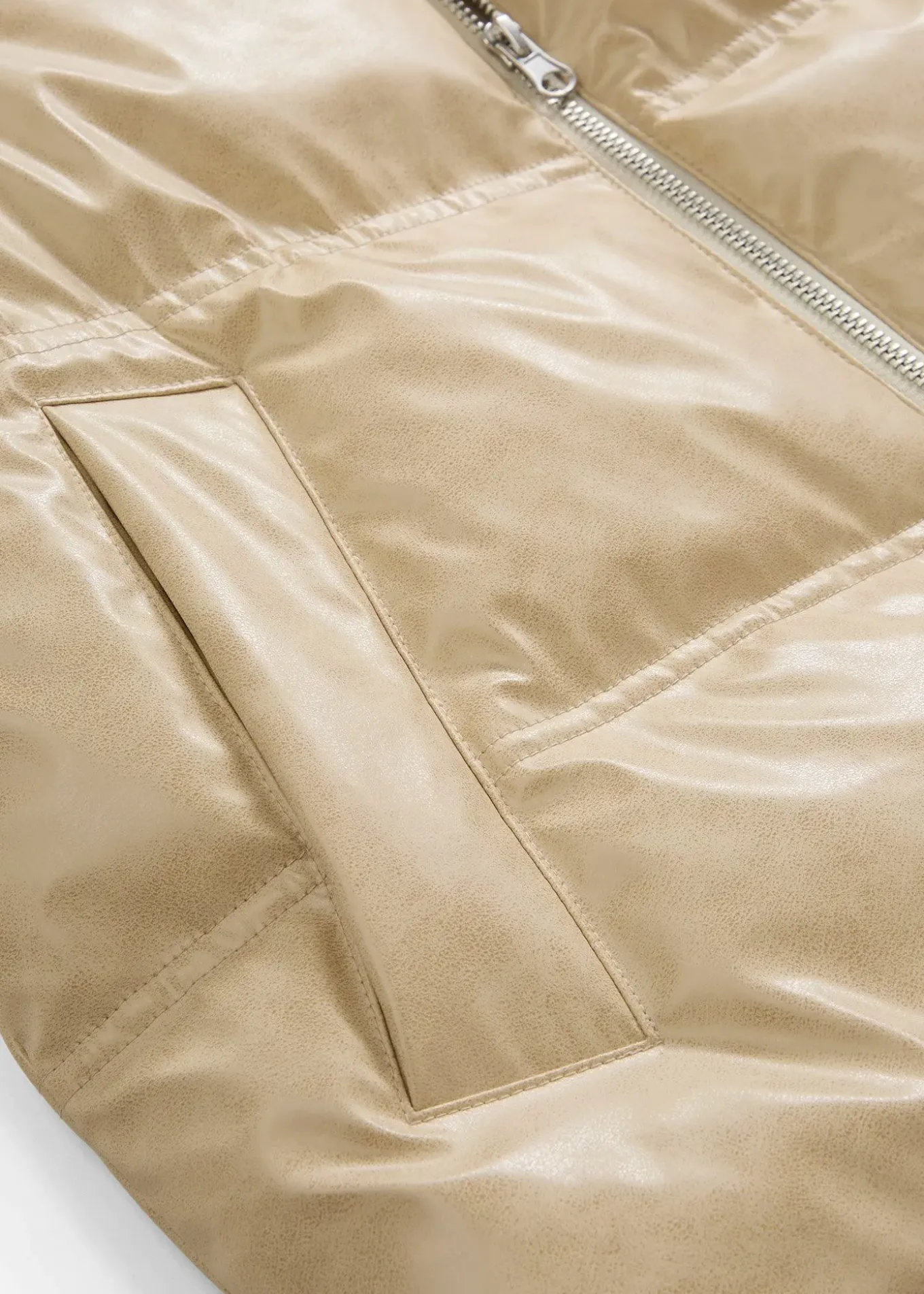 Gilet sans manches enduit et matelassé