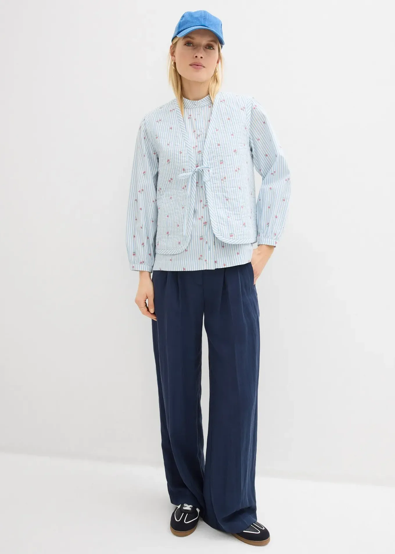 Gilet sans manches matelassé et brodé