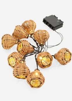Guirlande lumineuse avec structure en rotin