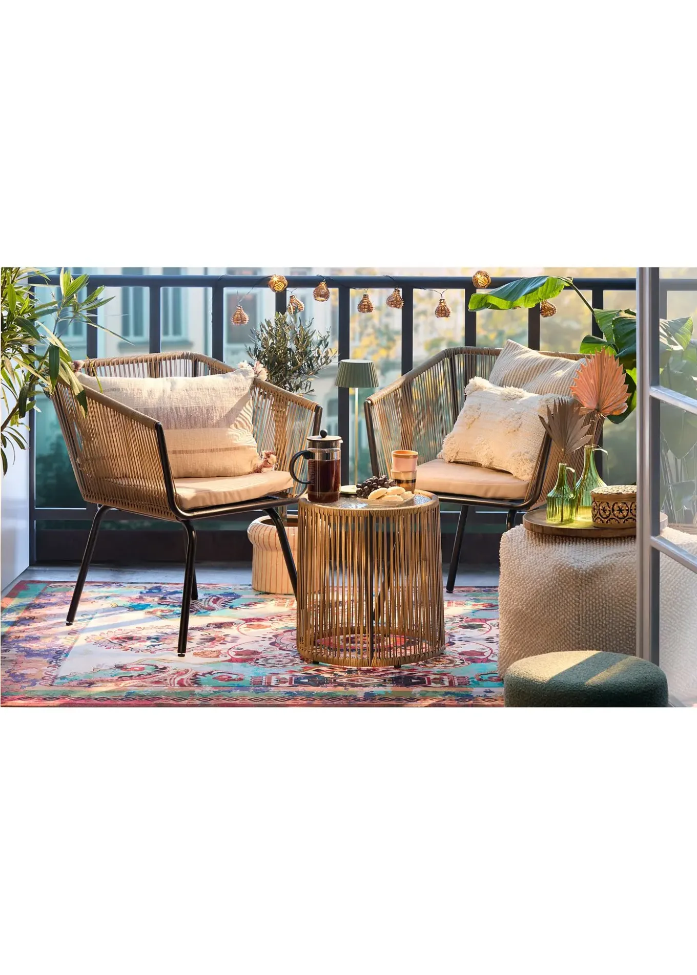 Guirlande lumineuse avec structure en rotin