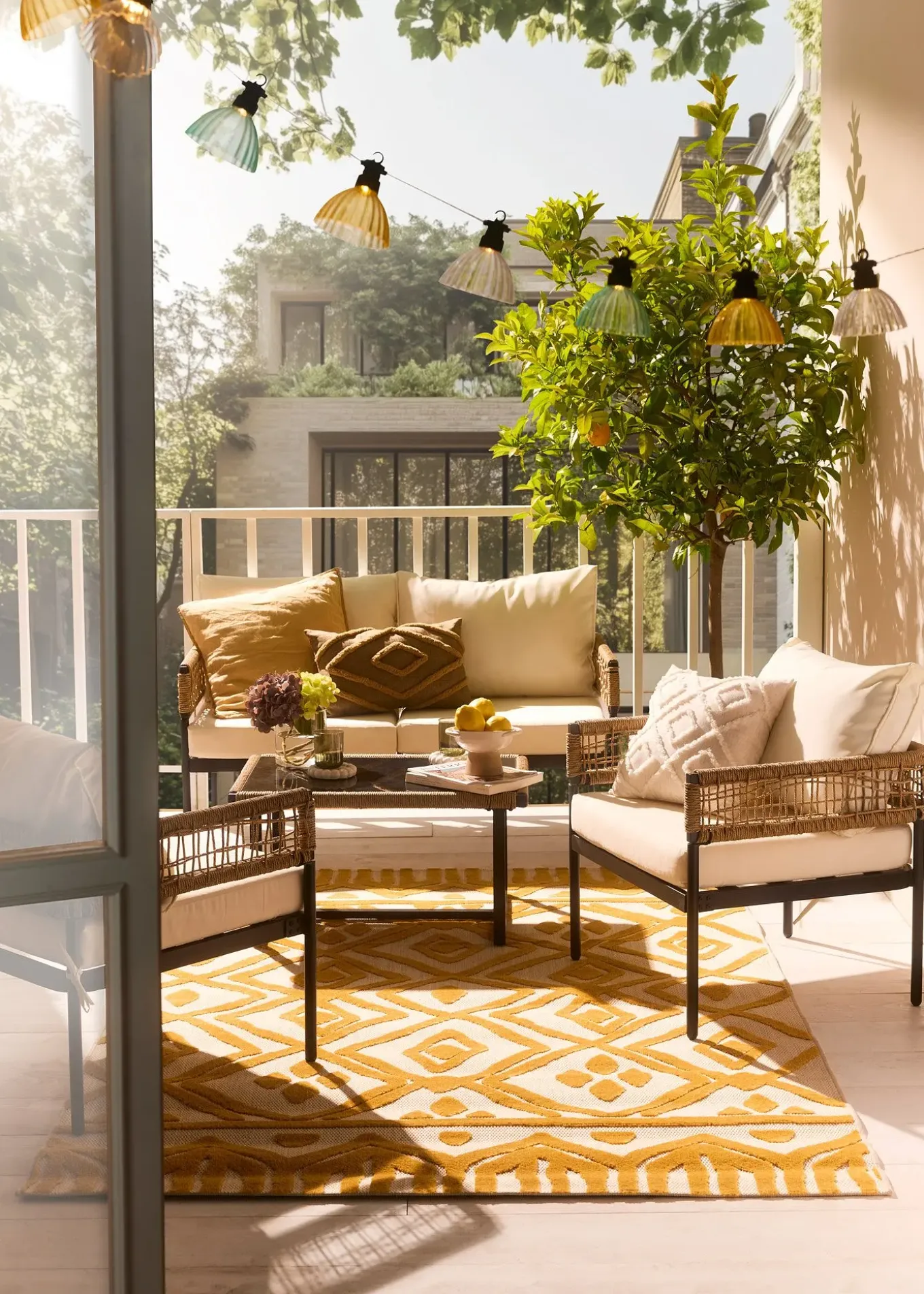 Guirlande lumineuse LED en forme de corolles