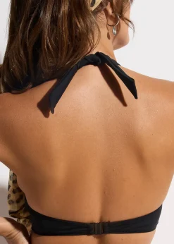 Haut de maillot dos nu à encolure V