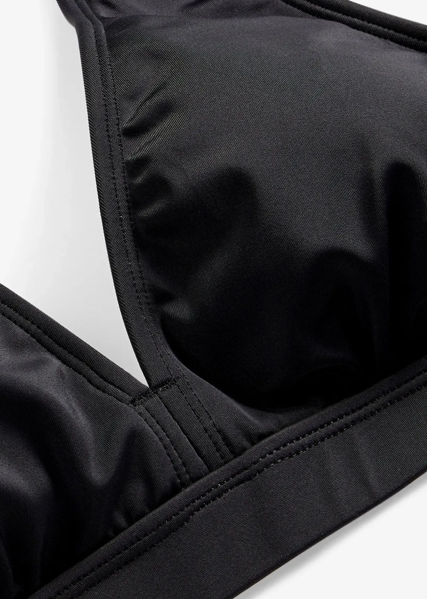 Haut de maillot dos nu à encolure V