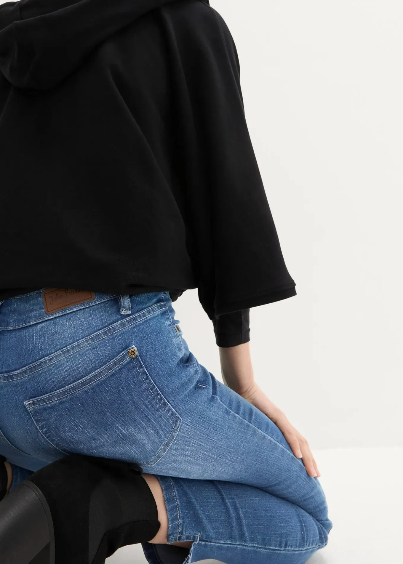 Jean 7/8 extensible, bas fendu