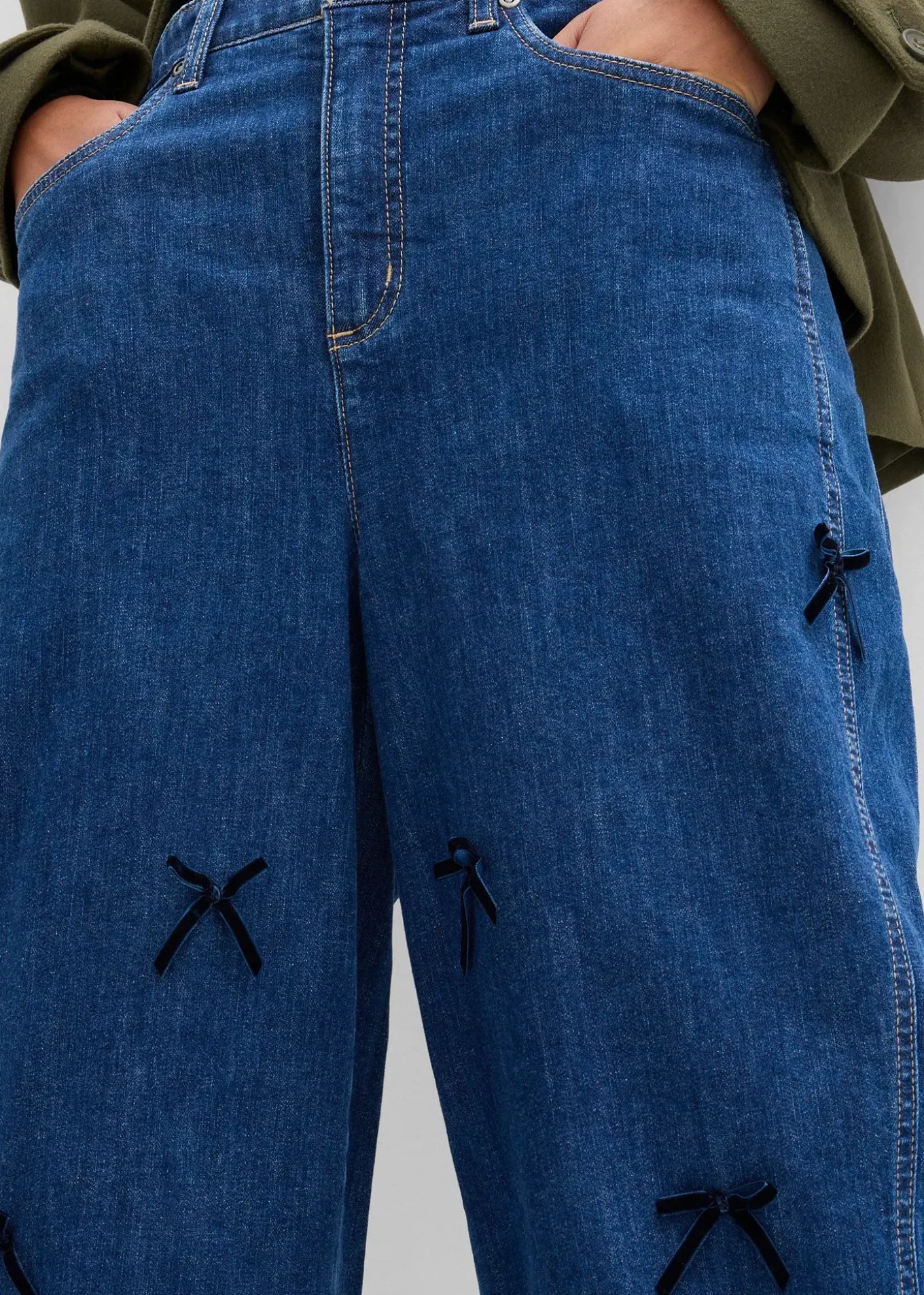 Jean barrel, taille haute et élastiquée