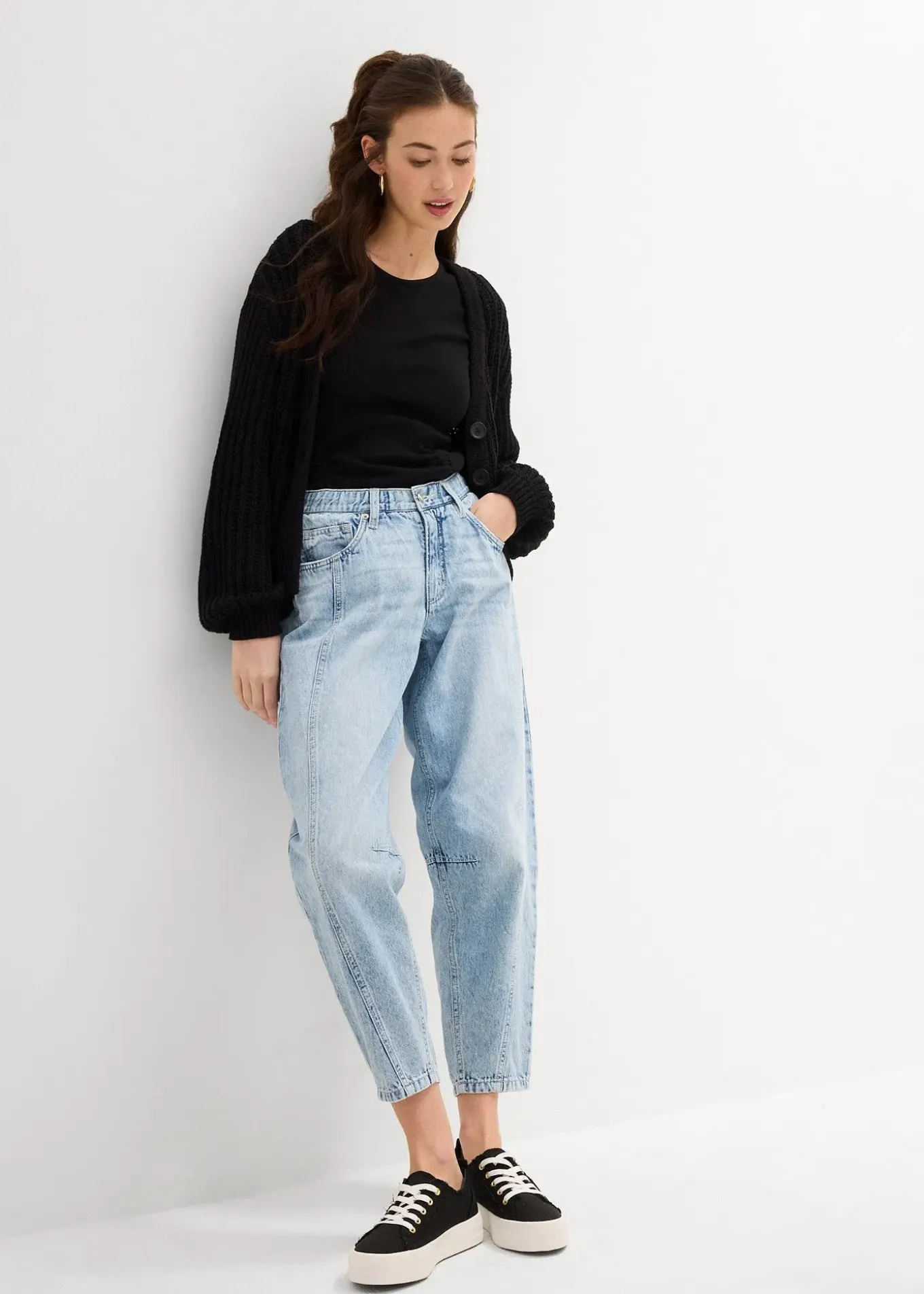 Jean barrel taille mi-haute peu extensible, cropped