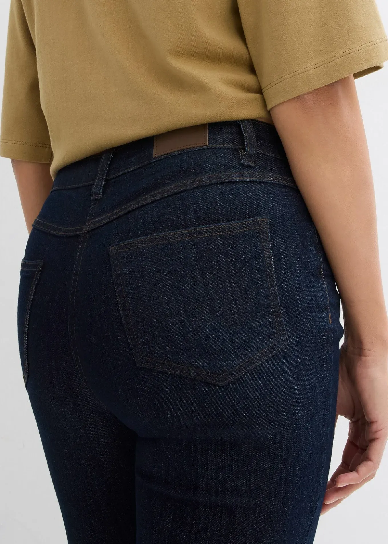 Jean bootcut taille mi-haute, extensible