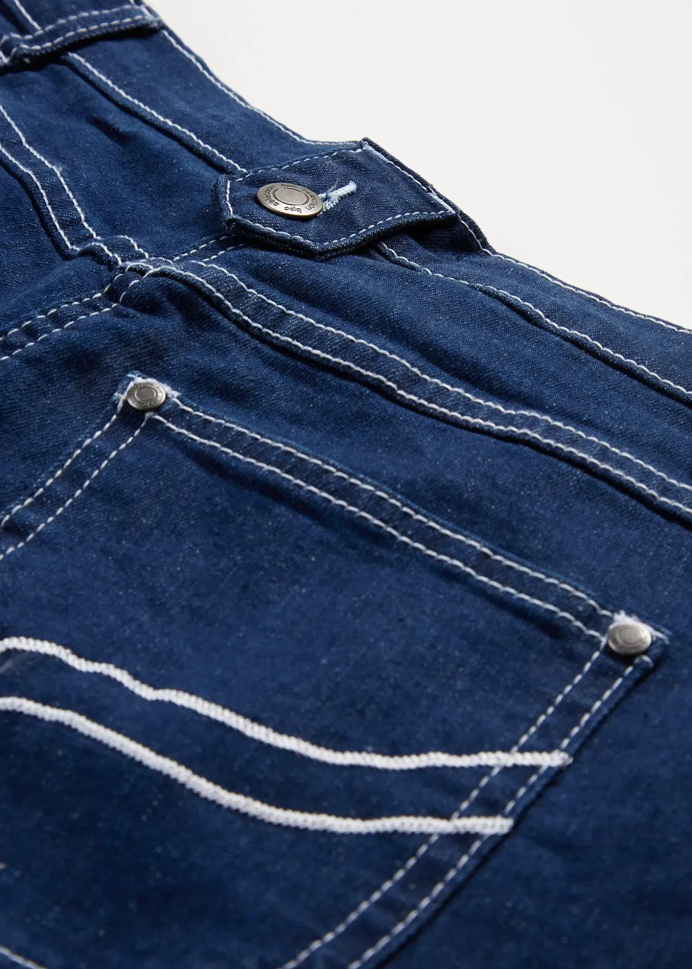 Jean corsaire, taille mi-haute