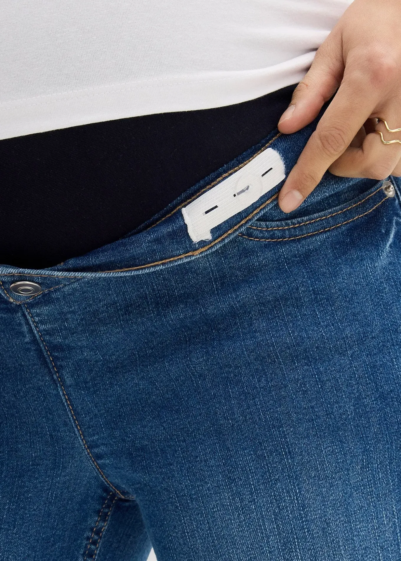 Jean de grossesse, coupe droite