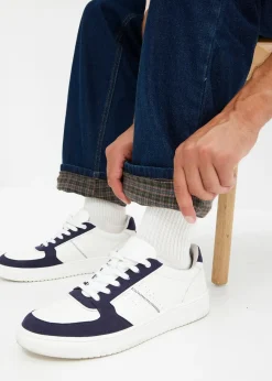 Jean droit, coupe classique, doublure chaude en flanelle