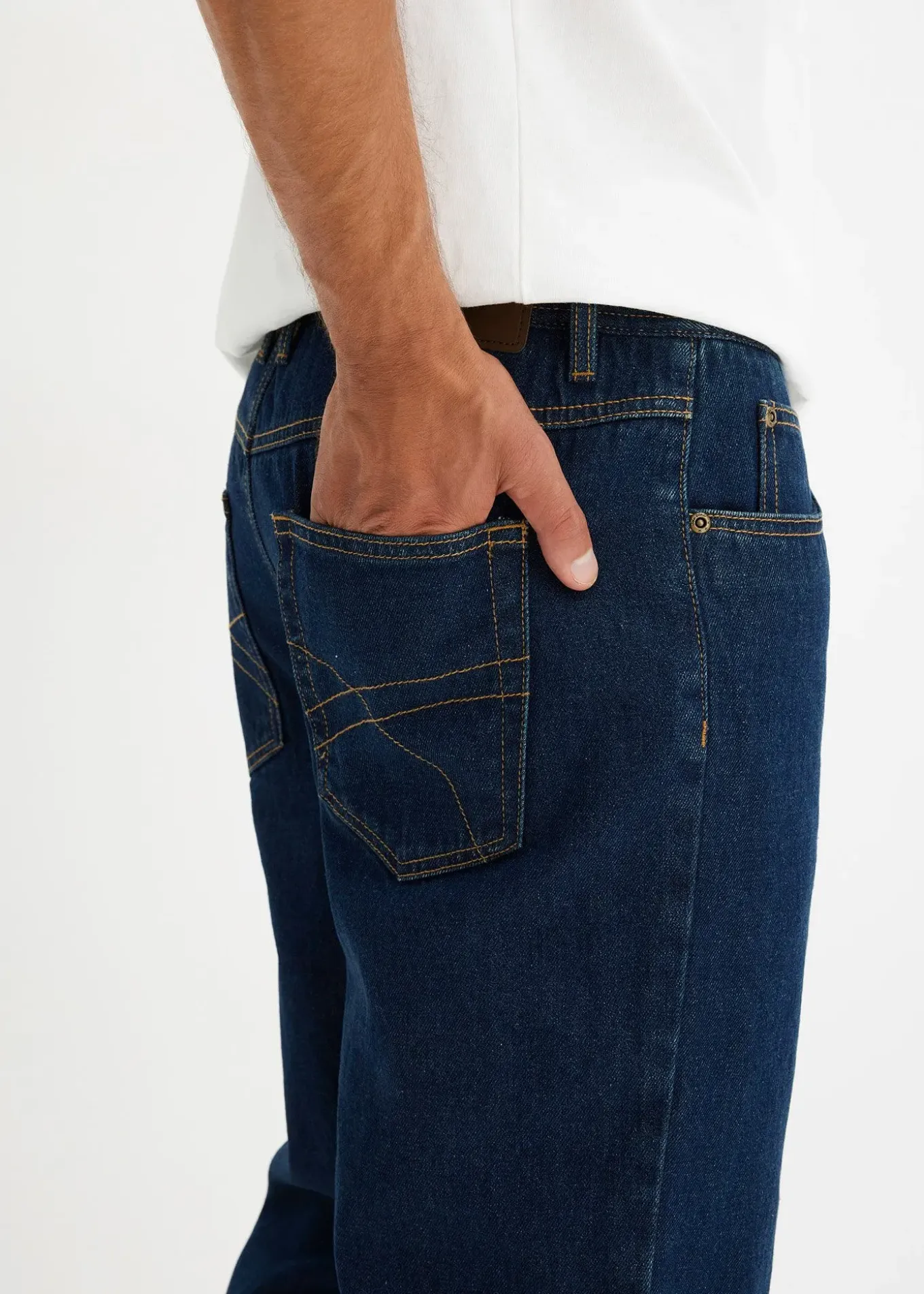 Jean droit, coupe classique, doublure chaude en flanelle